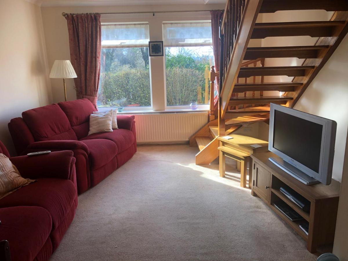Fairview Bed And Breakfast Airdrie Eksteriør bilde