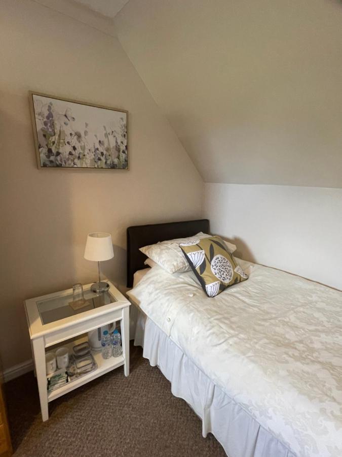 Fairview Bed And Breakfast Airdrie Eksteriør bilde